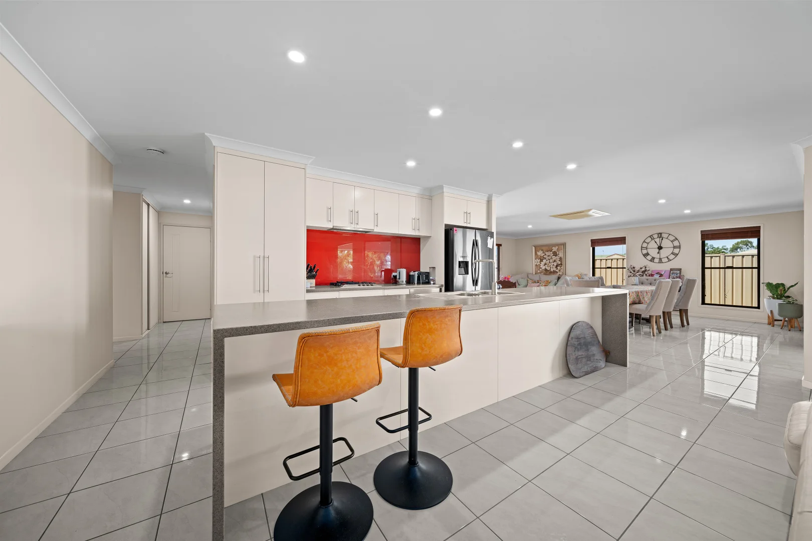 2 Chandon Court, Emerald QLD 4720 photo 3