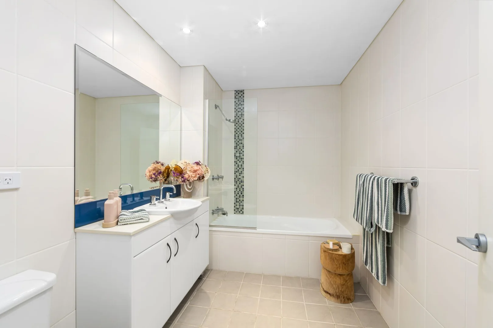 Additional image 10 of 3/2-6 Beach Street, The Entrance NSW 2261