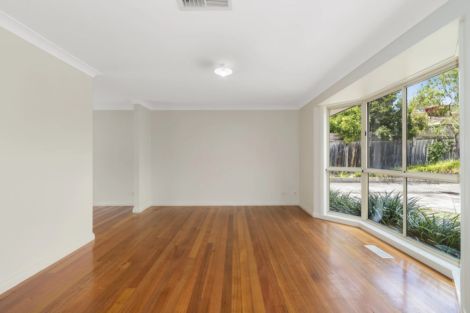 5/82 Strathallan Road, Macleod VIC 3085 photo 3