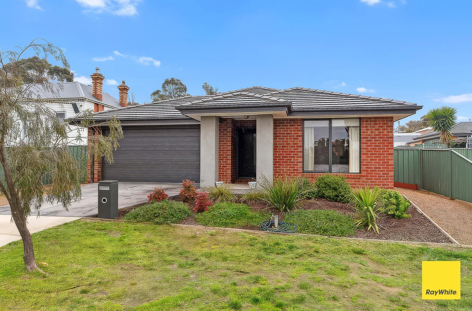 12 Pine Street, Eaglehawk VIC 3556