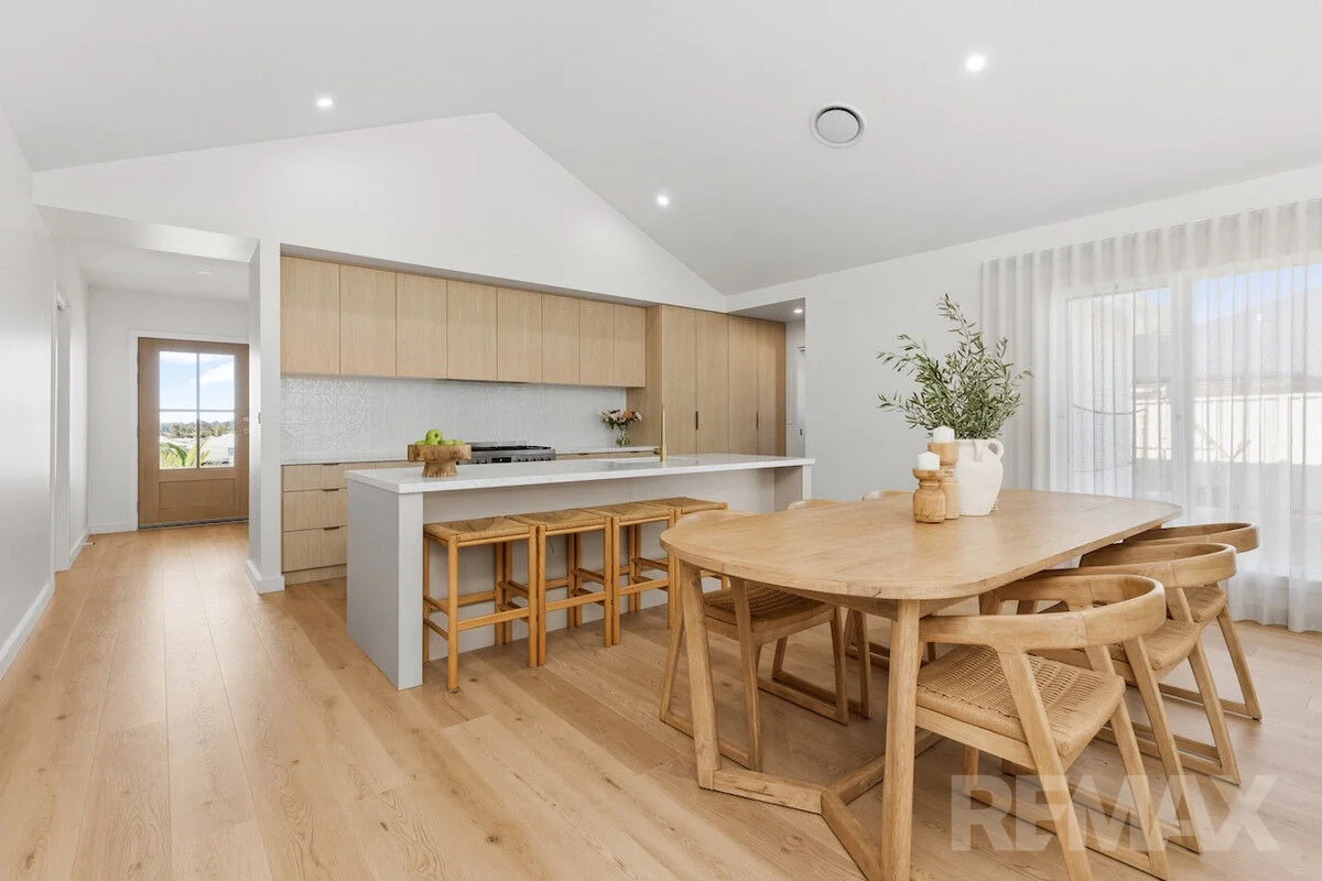 Additional image 3 of 10 Burt Street, Gobbagombalin NSW 2650