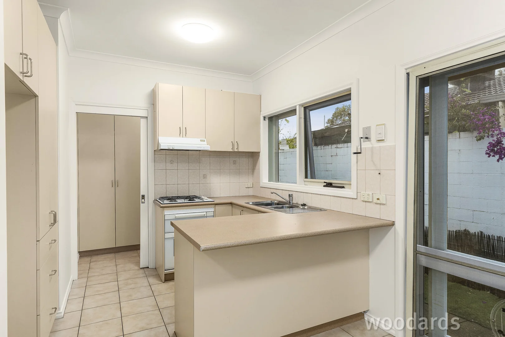 2/75 Manningham Road, Bulleen VIC 3105 photo 4
