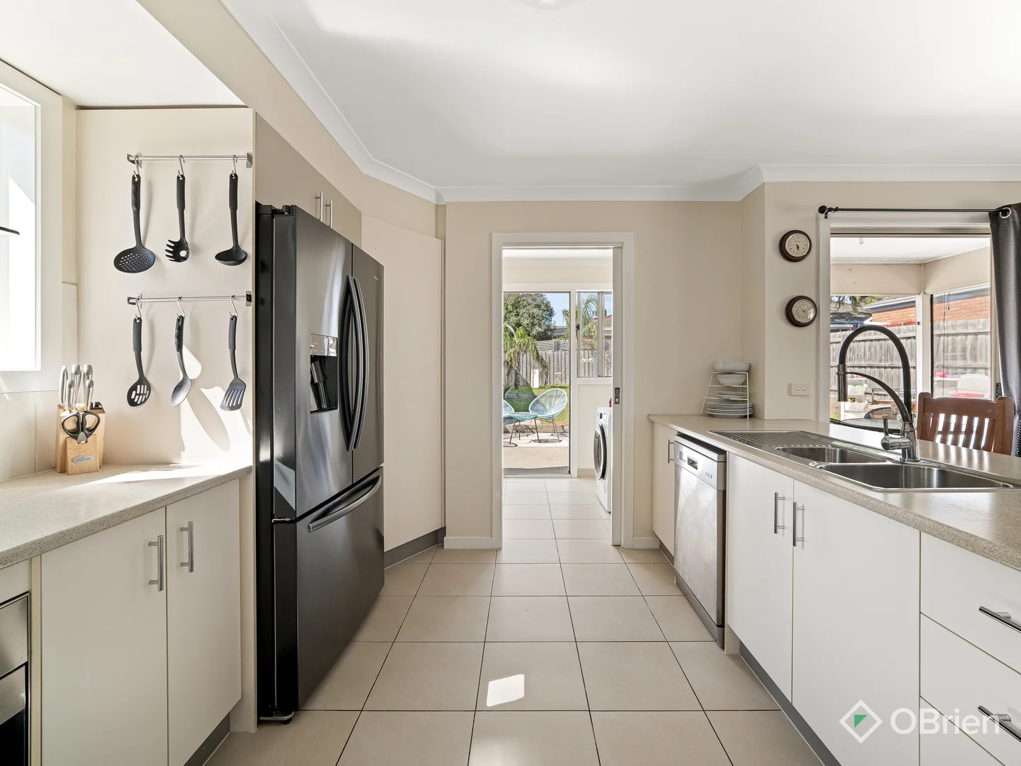 4 Reece Court, Carrum Downs VIC 3201 photo 4