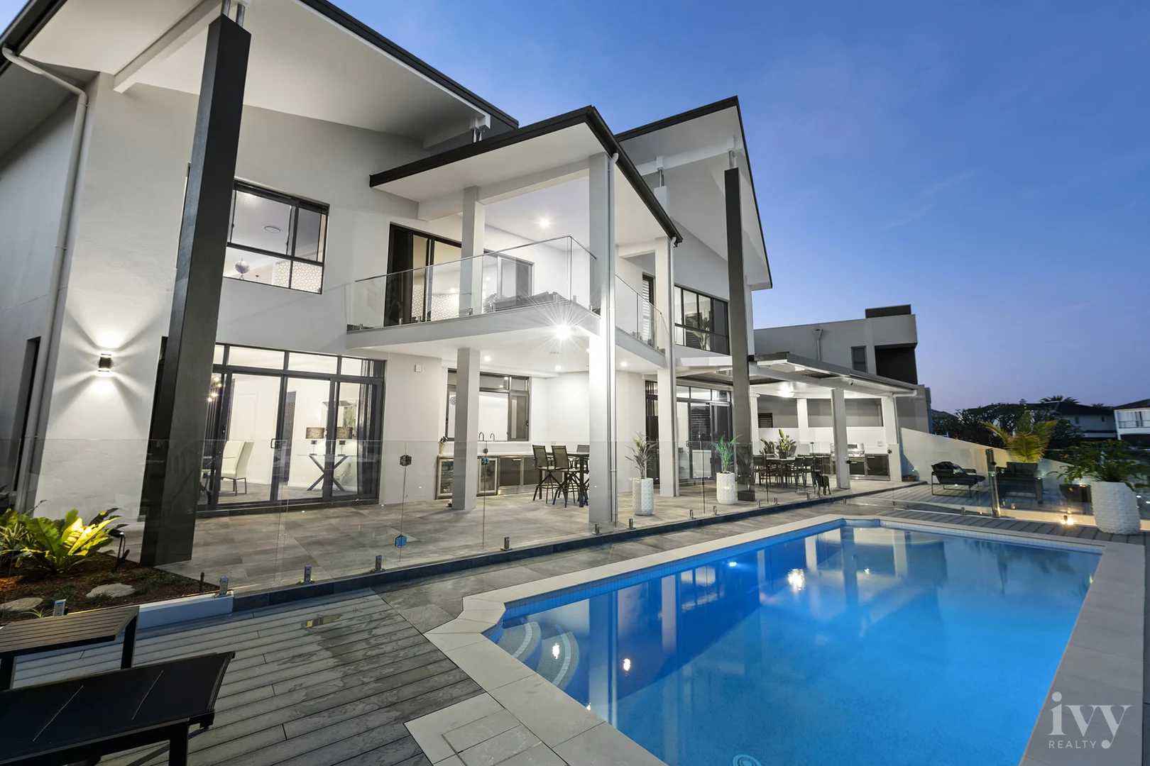 Additional image 15 of 13 King James Court, Sovereign Islands QLD 4216