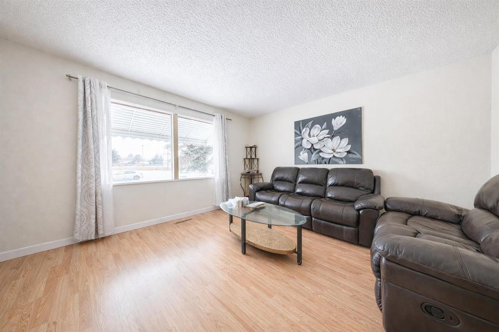 Additional image 3 of 65 Northey Avenue, Red Deer, AB, T4P1R3