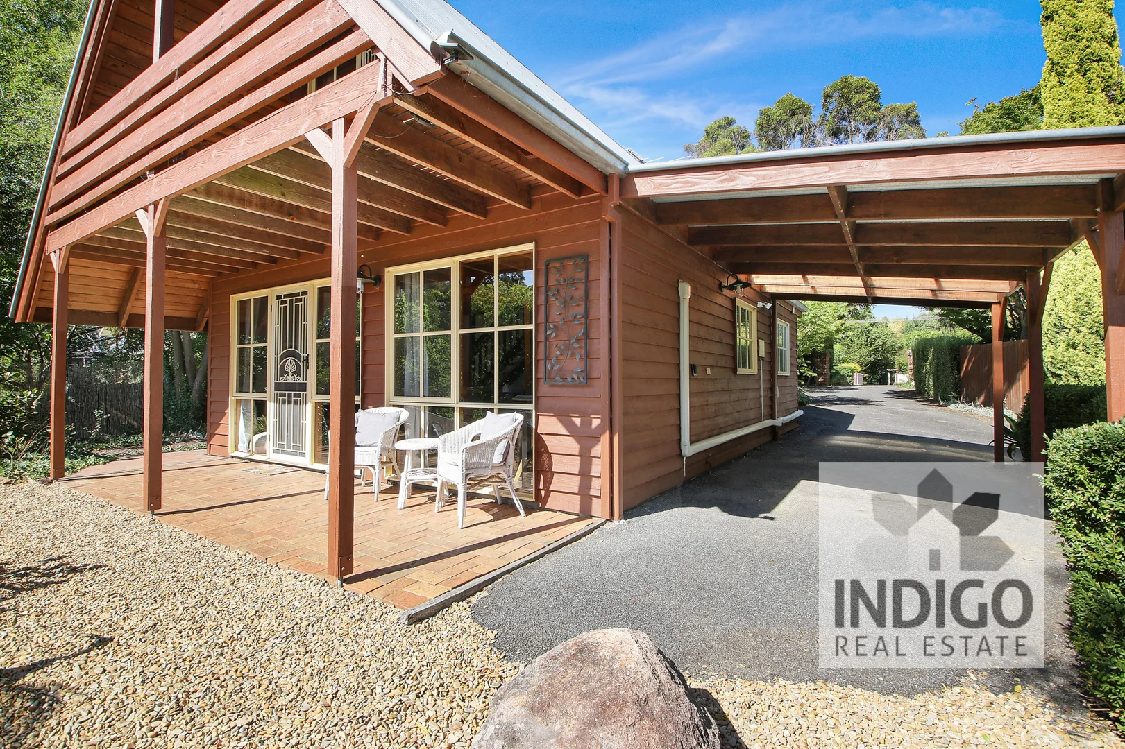 9/24 Malakoff Road, Beechworth VIC 3747 photo 2