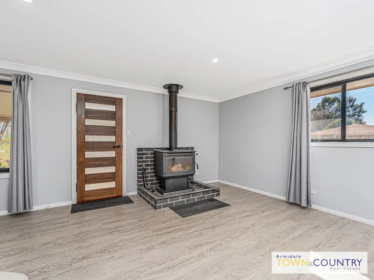 Additional image 4 of 1 Howard Place, Armidale NSW 2350