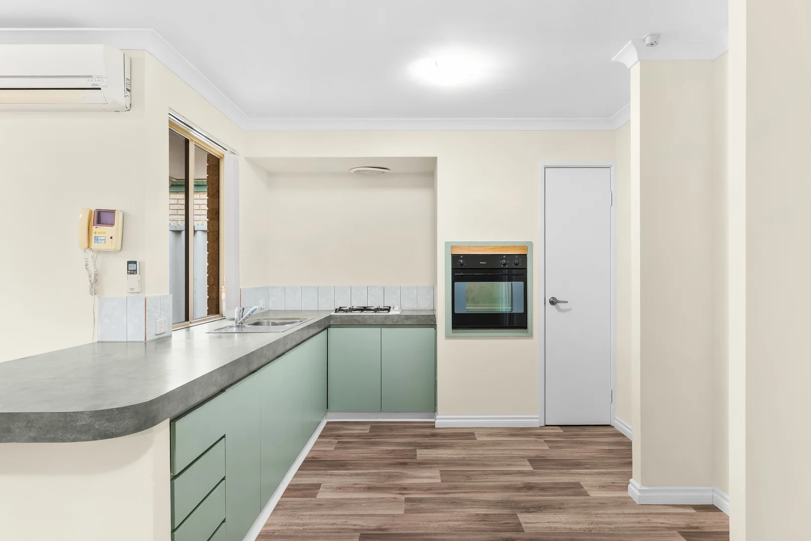 Additional image 4 of 15 Luderick Grove, Warnbro WA 6169