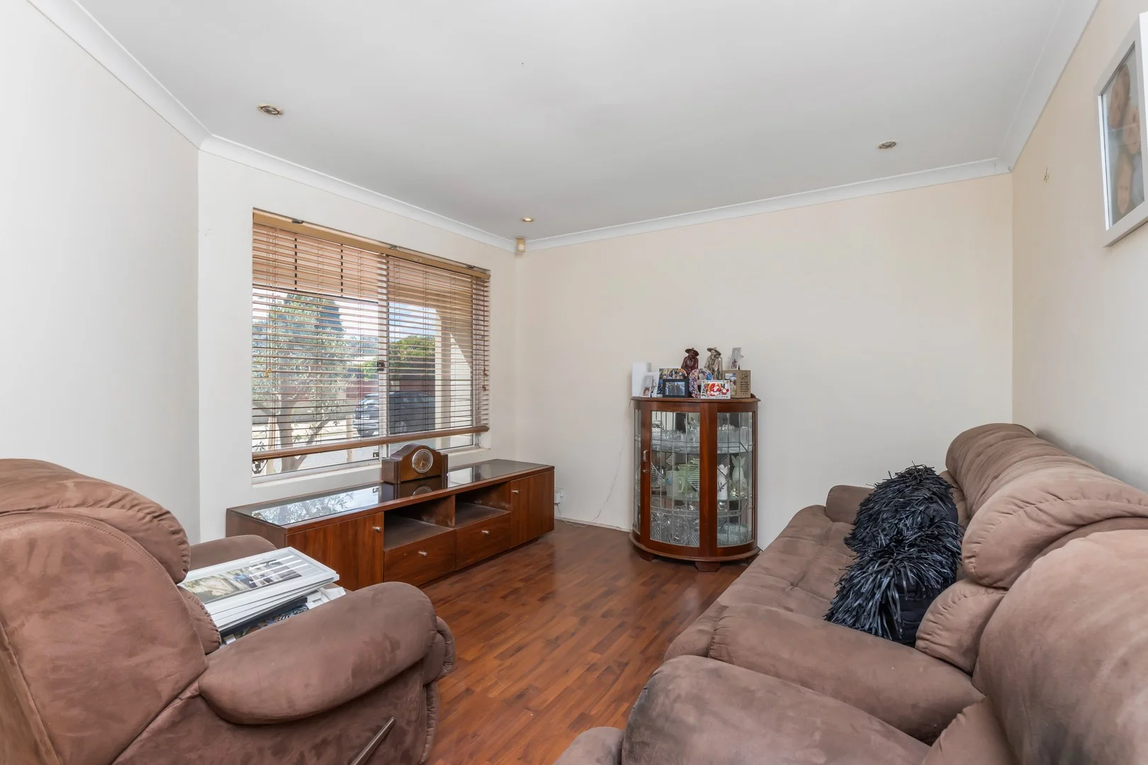 18 Lakewook Cove, Kenwick WA 6107