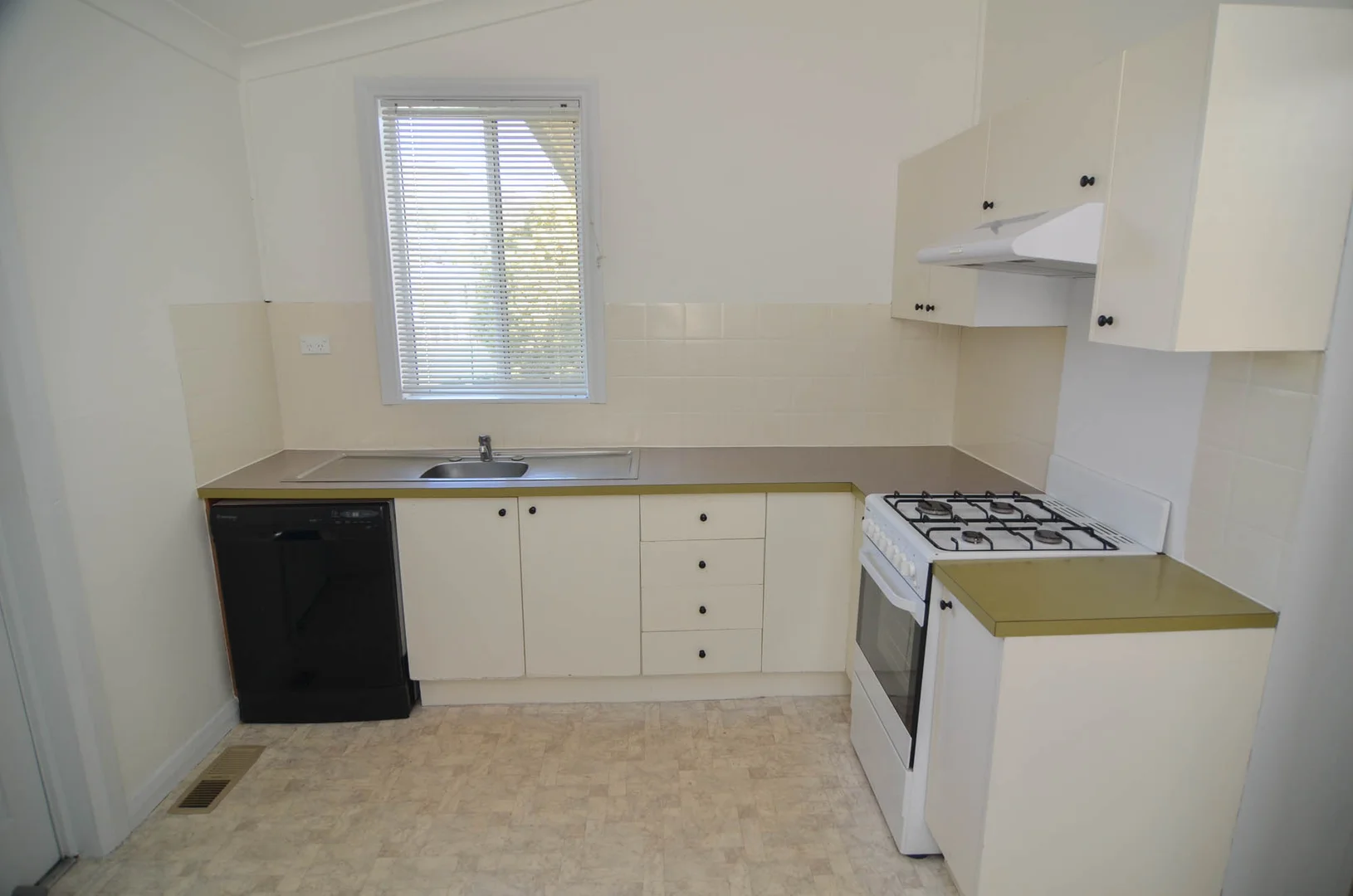 Additional image 4 of 55 Academy Street, Lithgow NSW 2790