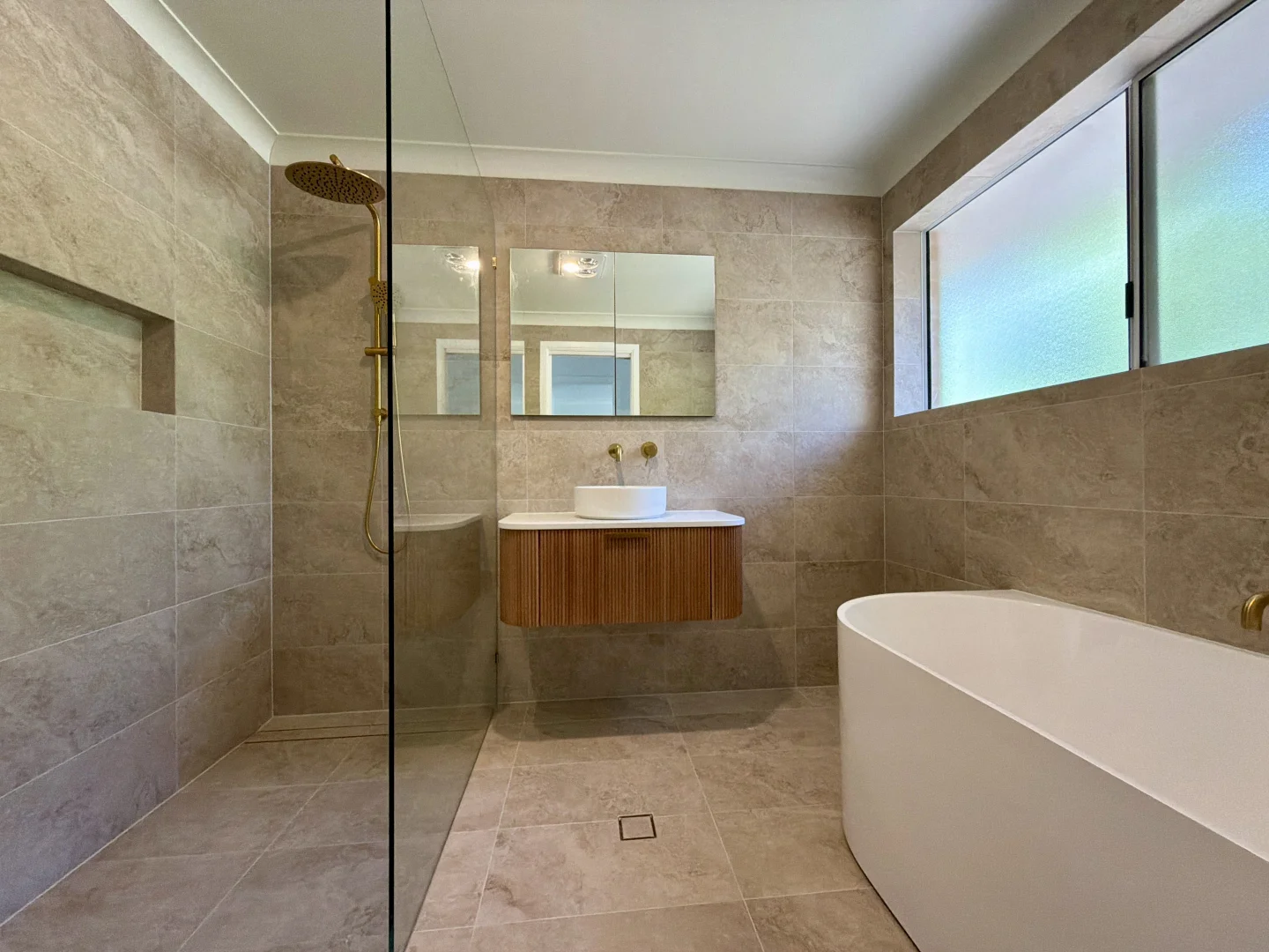 Additional image 8 of 2/2A Norman Hill Drive, Korora NSW 2450