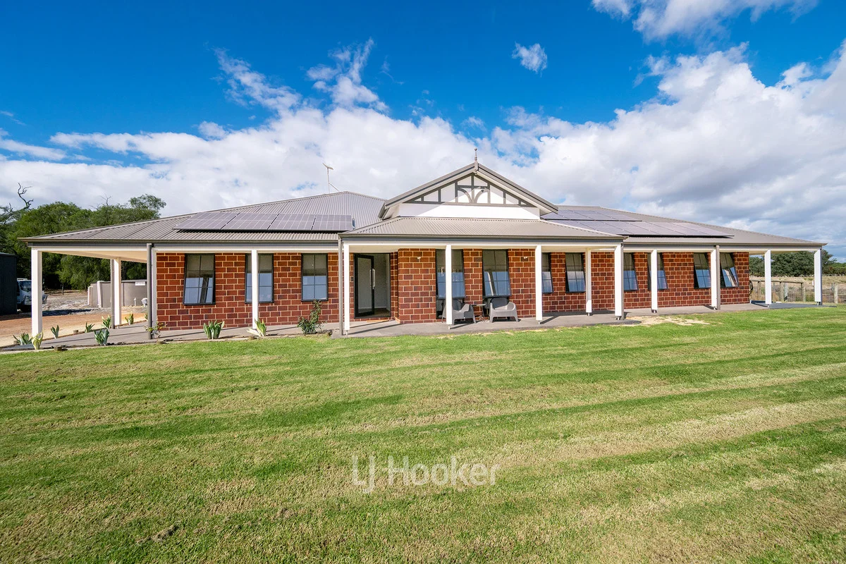 100 Slattery Way, Dardanup West WA 6236