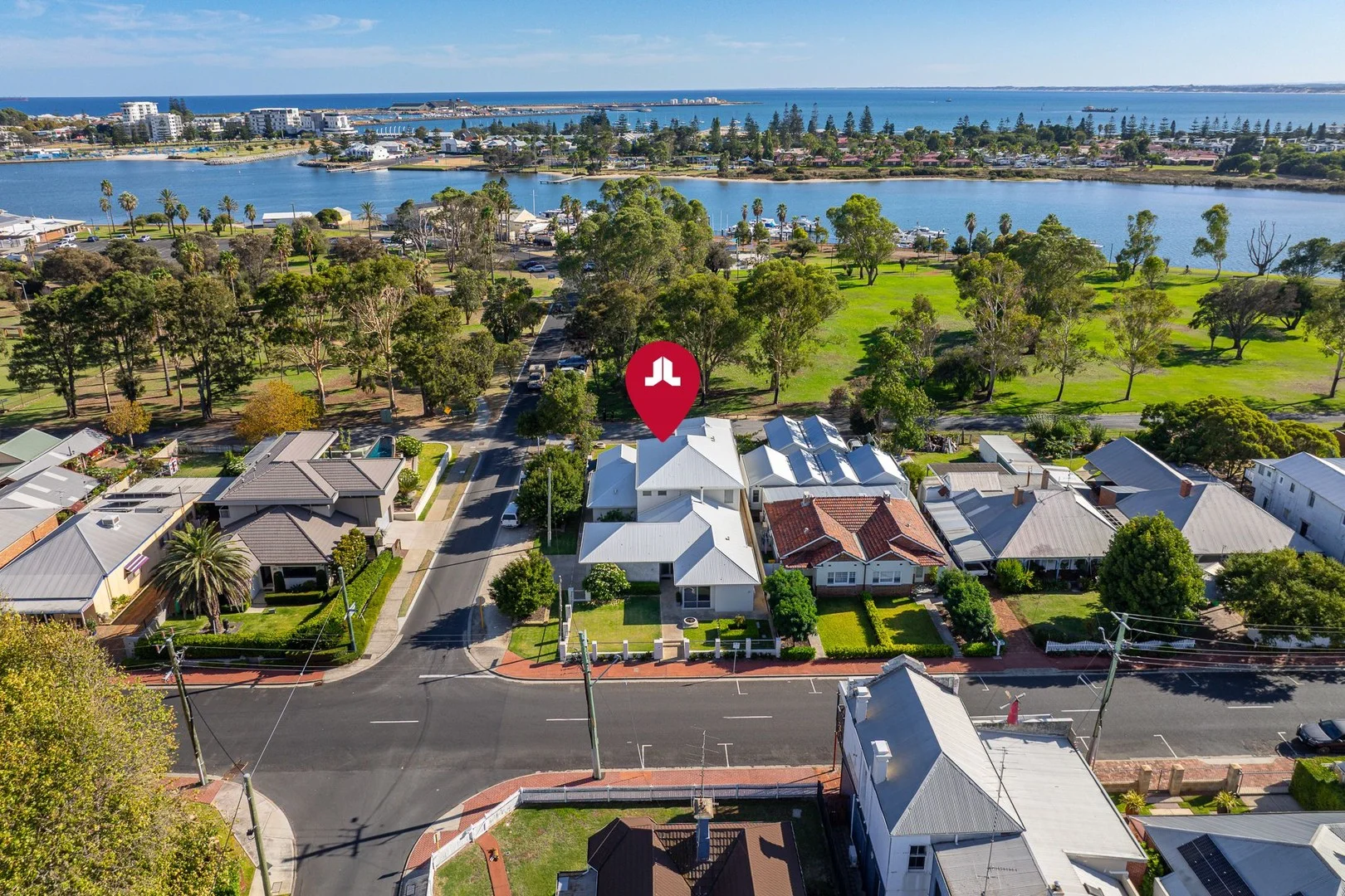 50 Stirling Street, Bunbury WA 6230