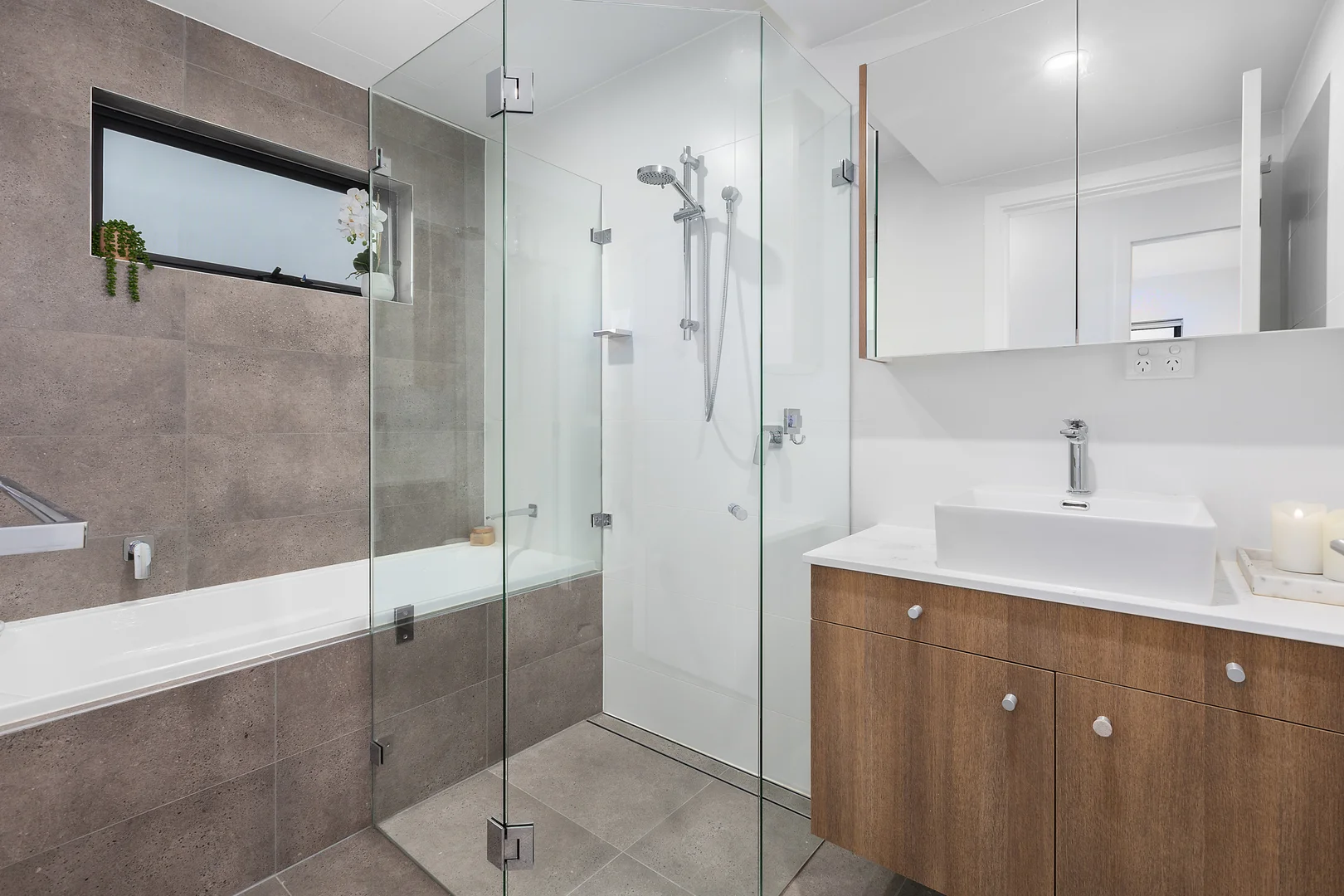Additional image 18 of 2/10B Nettin Circuit, Jindabyne NSW 2627
