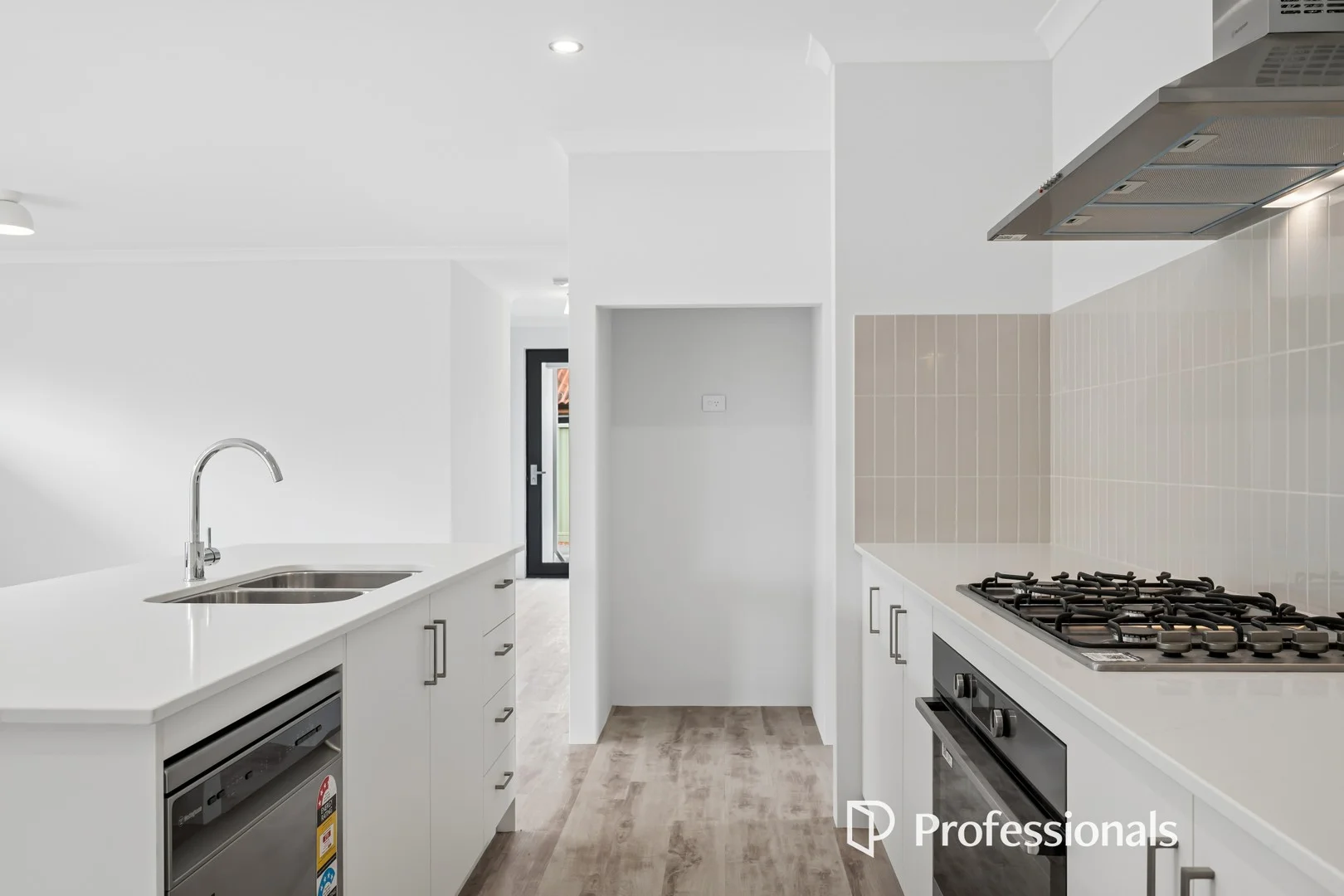 Additional image 4 of 32b Sussex Road, Forrestfield WA 6058