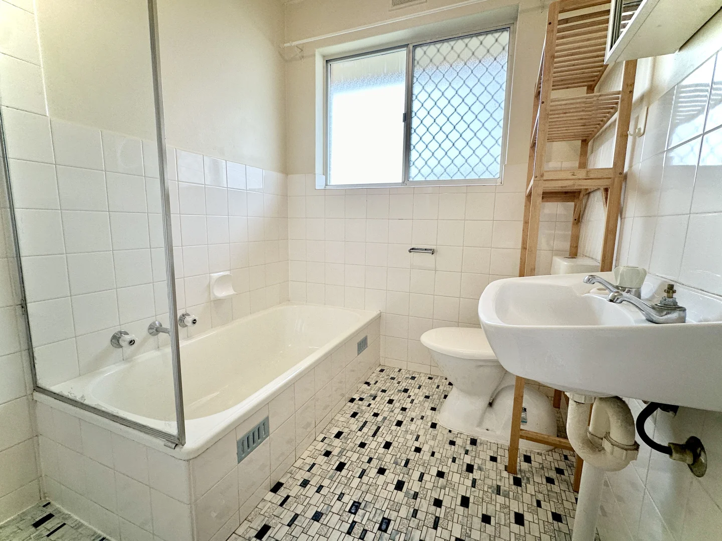 Additional image 7 of 2/139 Galloway Road, O'Sullivan Beach SA 5166