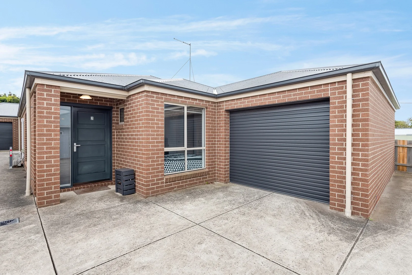 2/11 Pitman Street, Newcomb VIC 3219