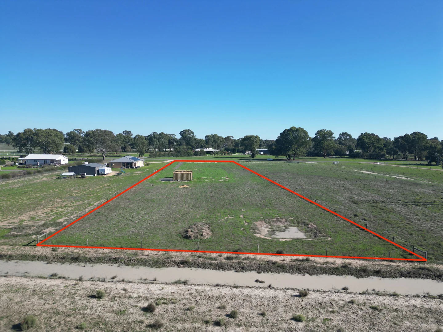 138 Racecourse Road, Tocumwal NSW 2714 photo 2