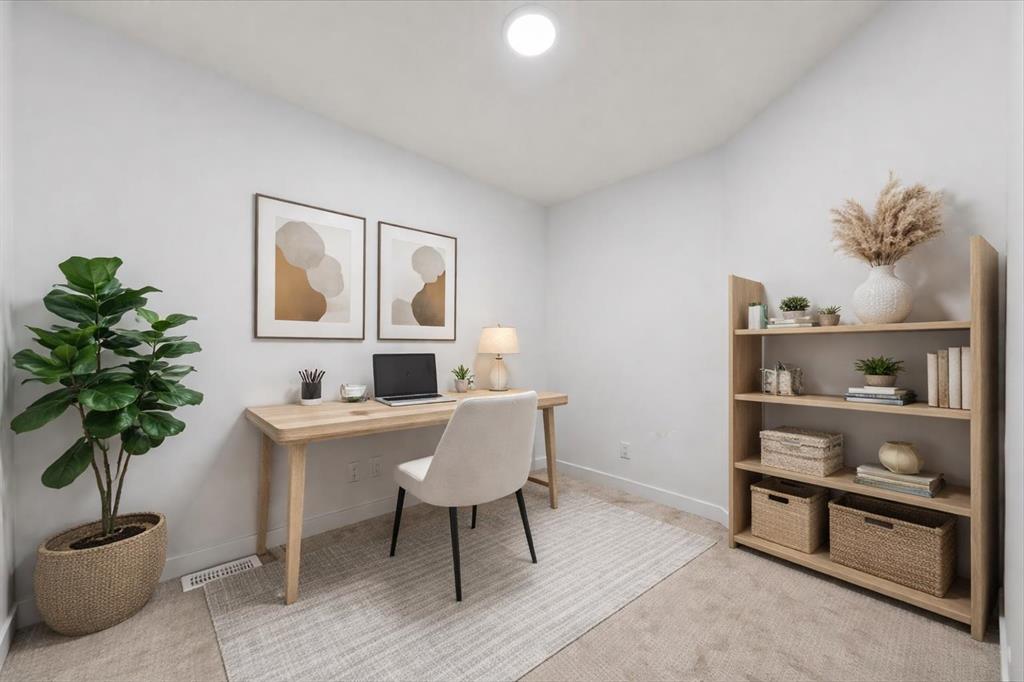 Additional image 4 of 90 Heirloom Passage SE, Calgary, AB, T3S 0K1