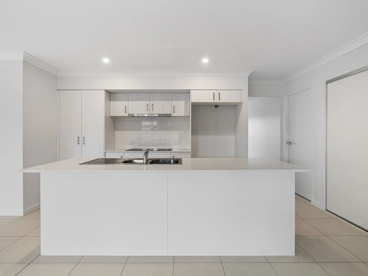 Additional image 3 of 10 Broadmead Street, Glenvale QLD 4350