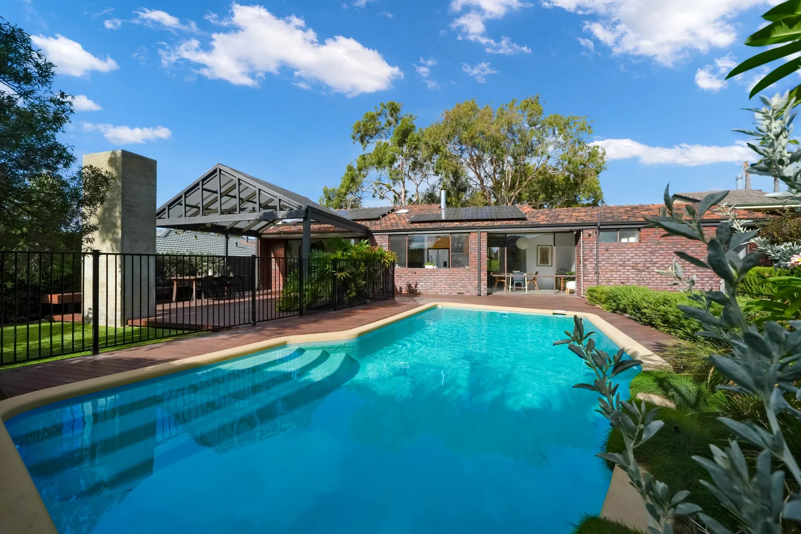 30 Castlefern Way, Duncraig WA 6023 photo 3
