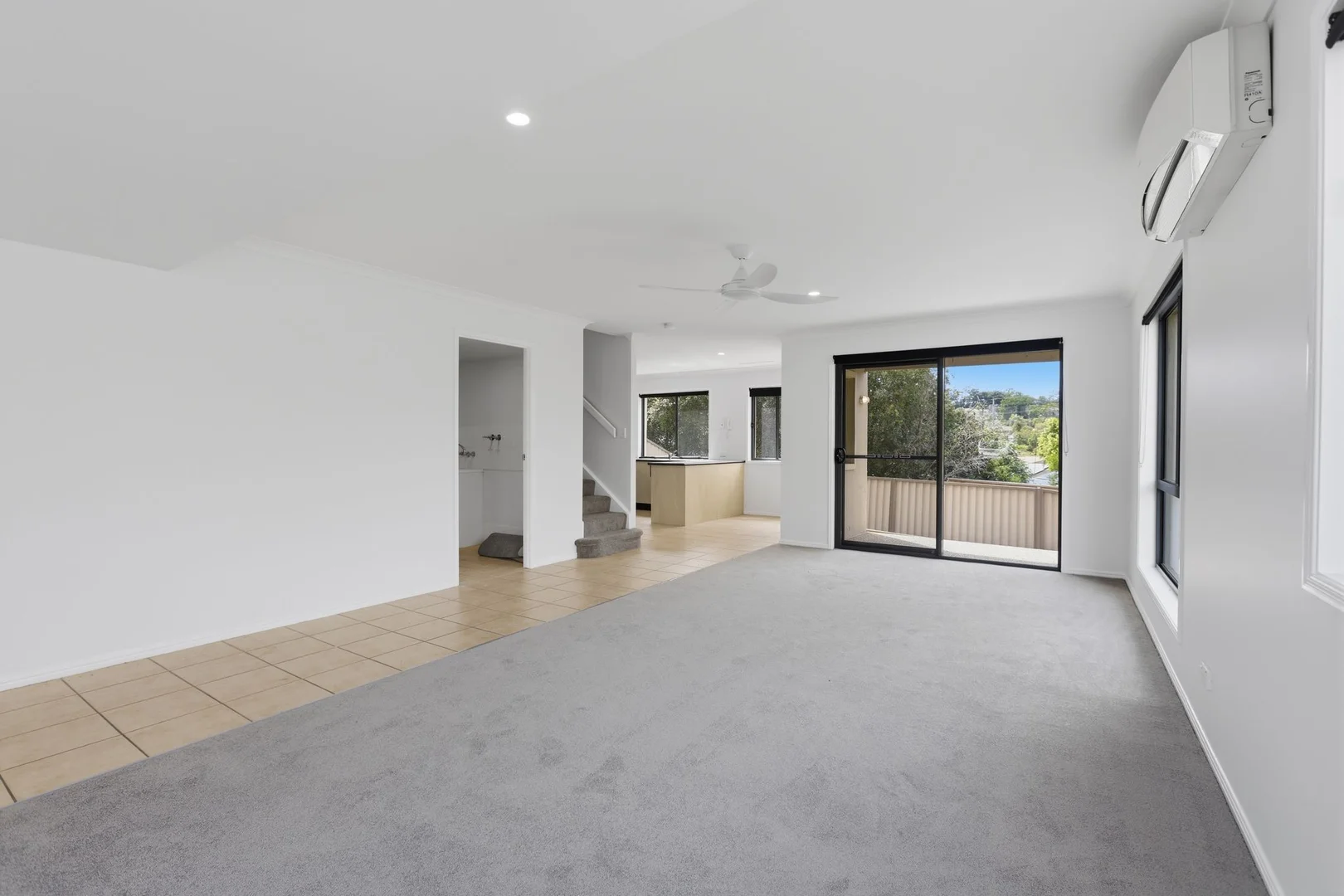 Additional image 4 of 22/1 Santa Isobel Blvd, Pacific Pines QLD 4211