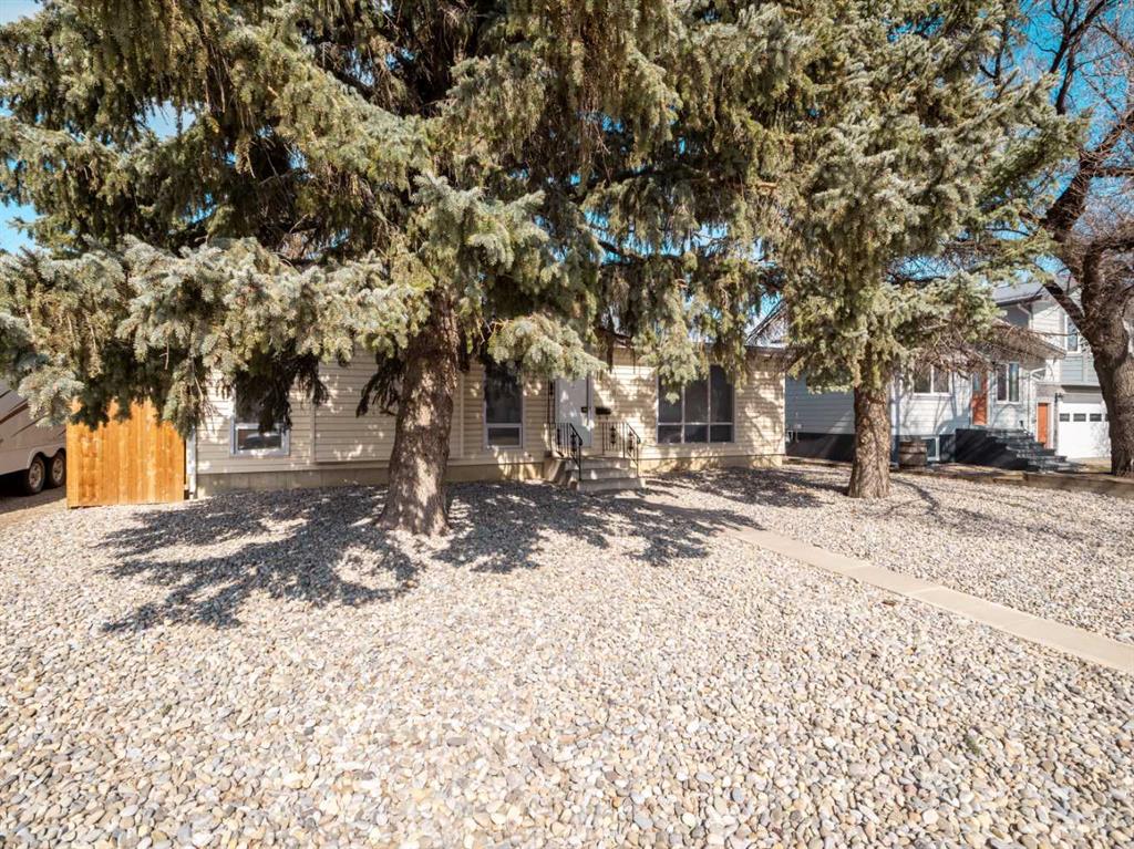 Additional image 2 of 1010 20 Avenue, Coaldale, AB, T1M 1C9