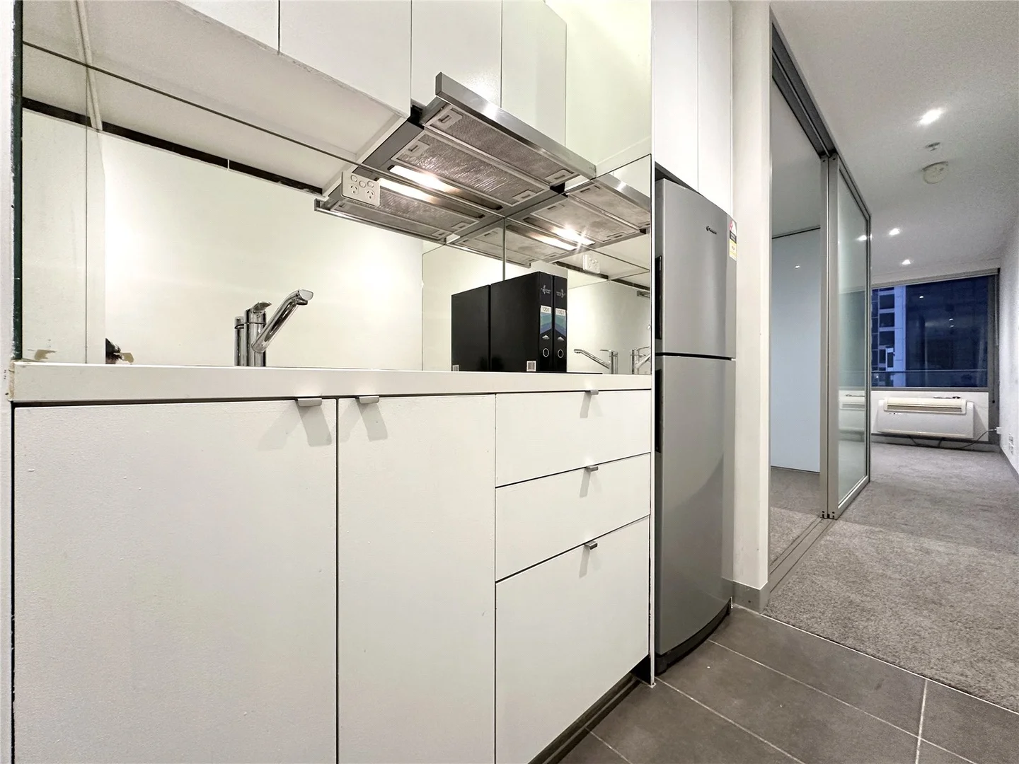 1201/53 Batman Street, West Melbourne VIC 3003 photo 5