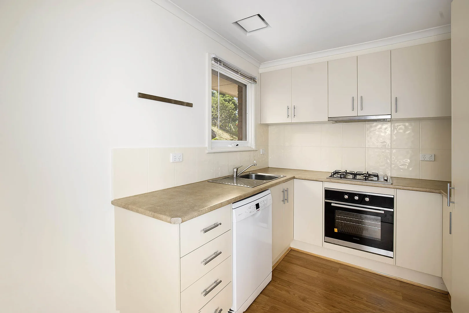 Additional image 5 of 8a Belmont Avenue, Upwey VIC 3158
