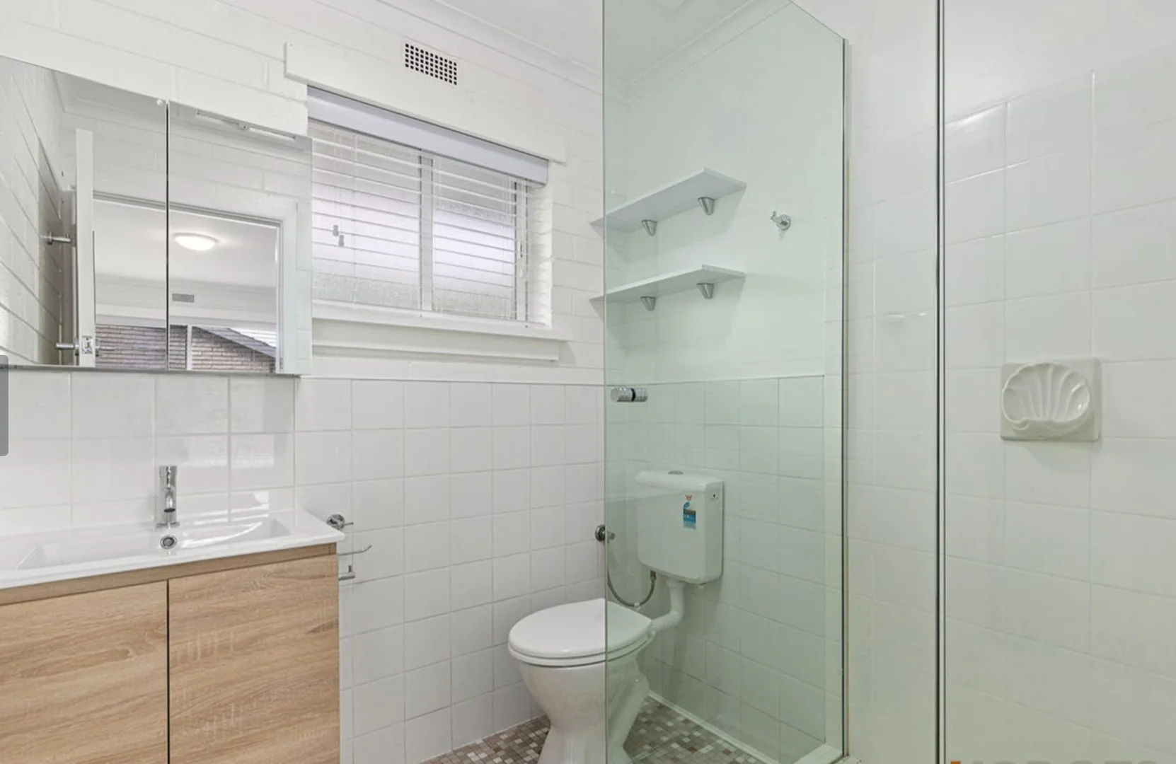 Additional image 5 of 5/2-4 Salmon Street, Mentone VIC 3194