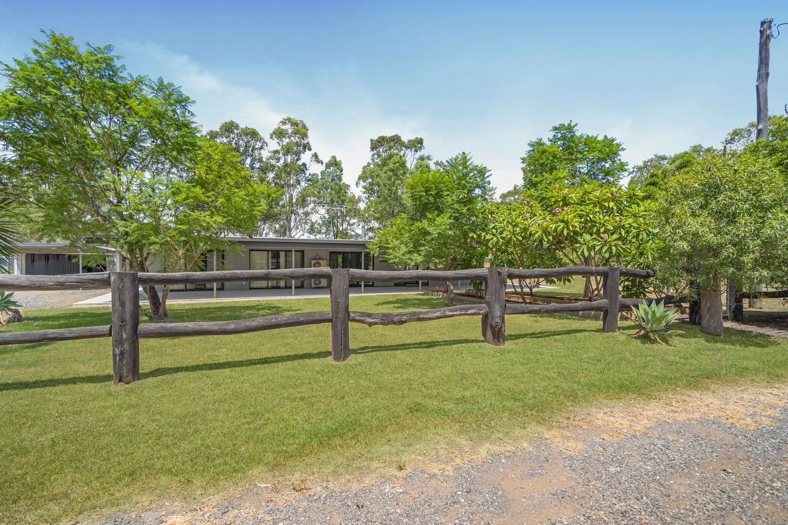 25 Hewlett Road, Lower Mount Walker QLD 4340 photo 3