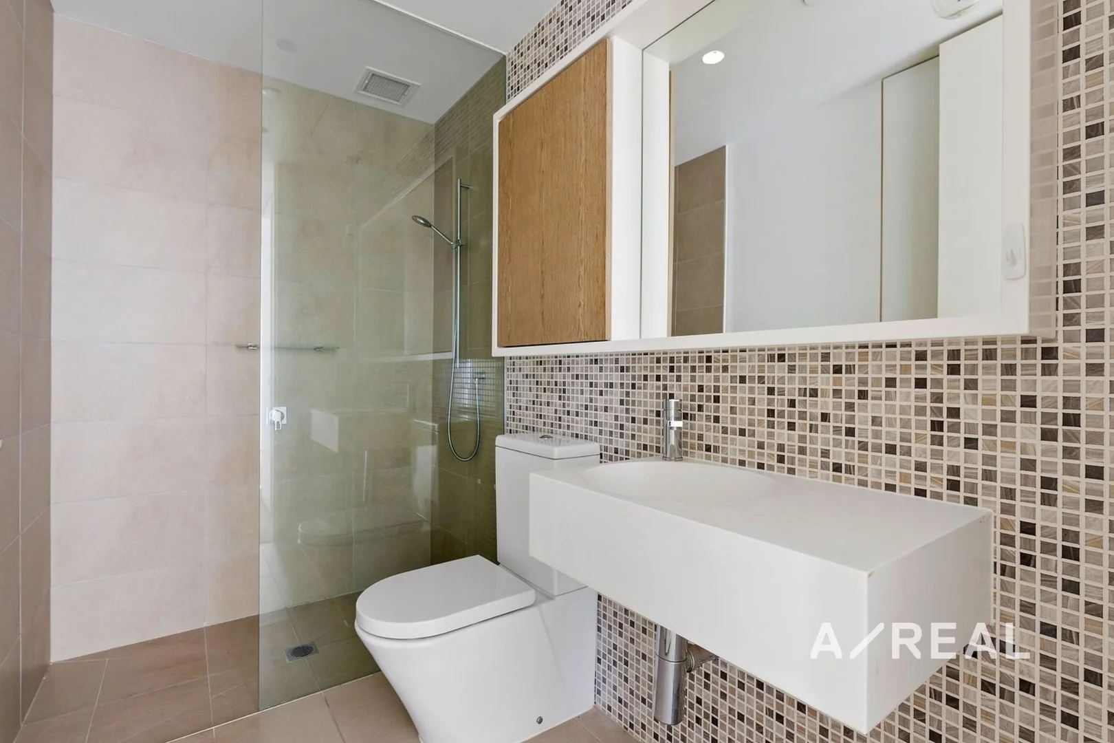 Additional image 5 of 711/74 Queens Road, Melbourne VIC 3004