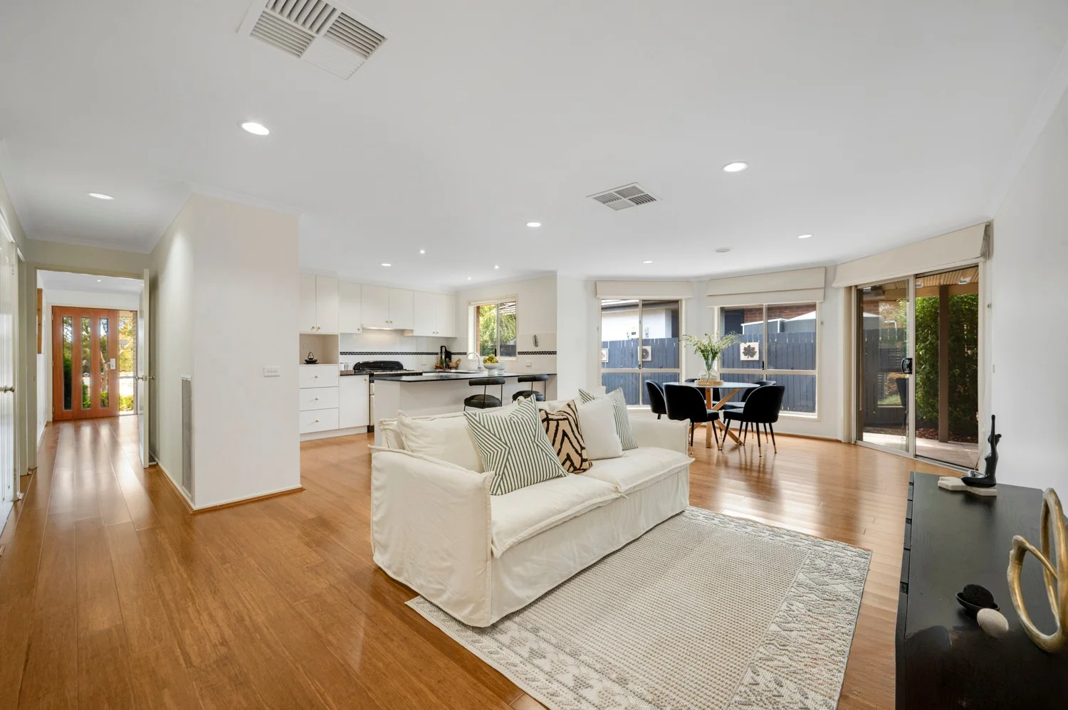 20 Ada Baker Street, Forde ACT 2914 photo 3
