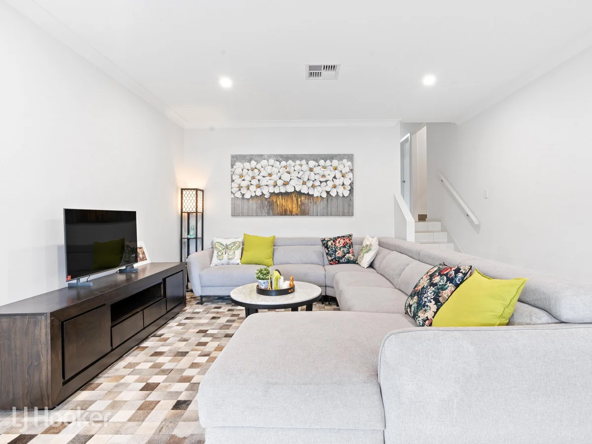 1 Thompson Avenue, Northfield SA 5085