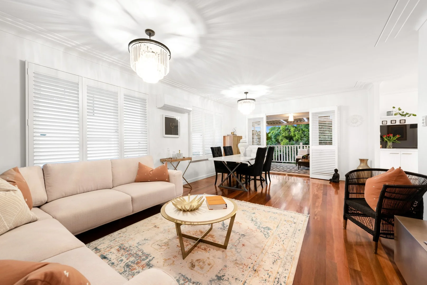 84 Newman Avenue, Camp Hill QLD 4152