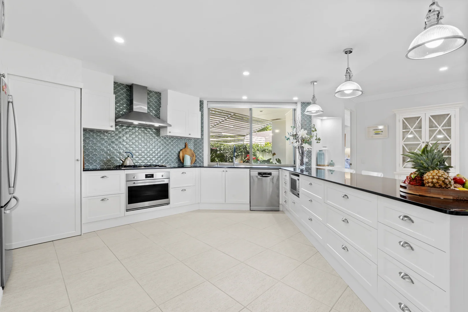 Additional image 15 of 6 Montserrat Court, Clear Island Waters QLD 4226