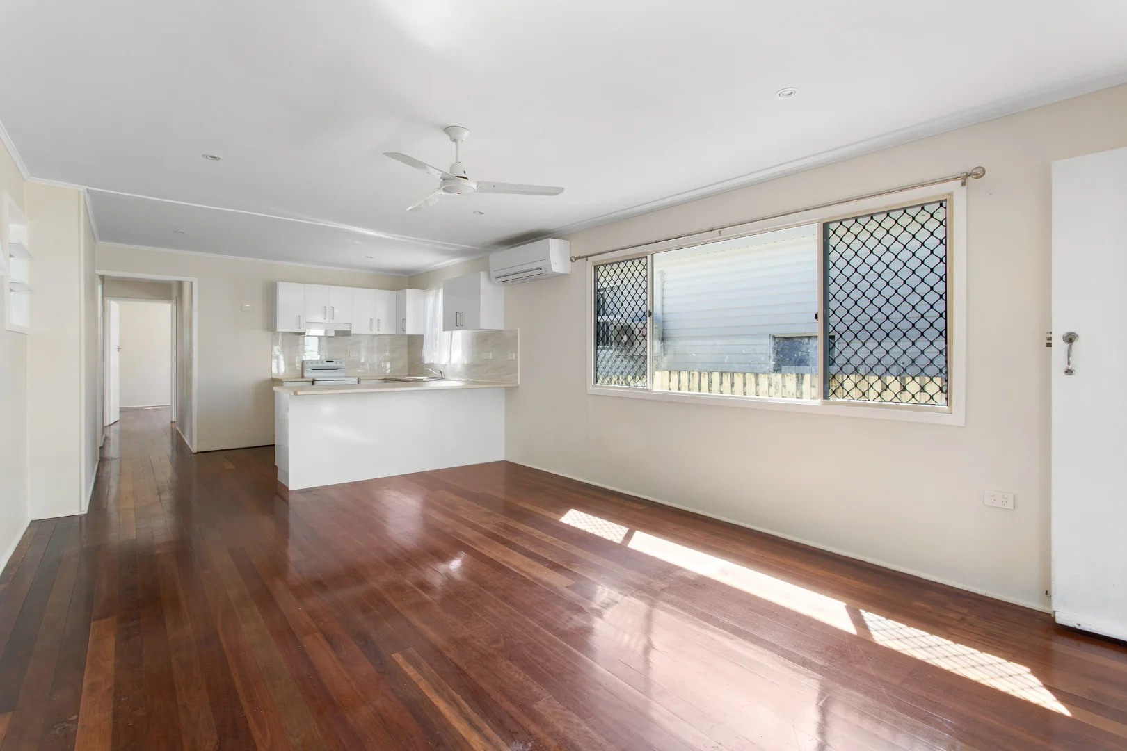 Additional image 4 of 42 Anzac Avenue, Redcliffe QLD 4020