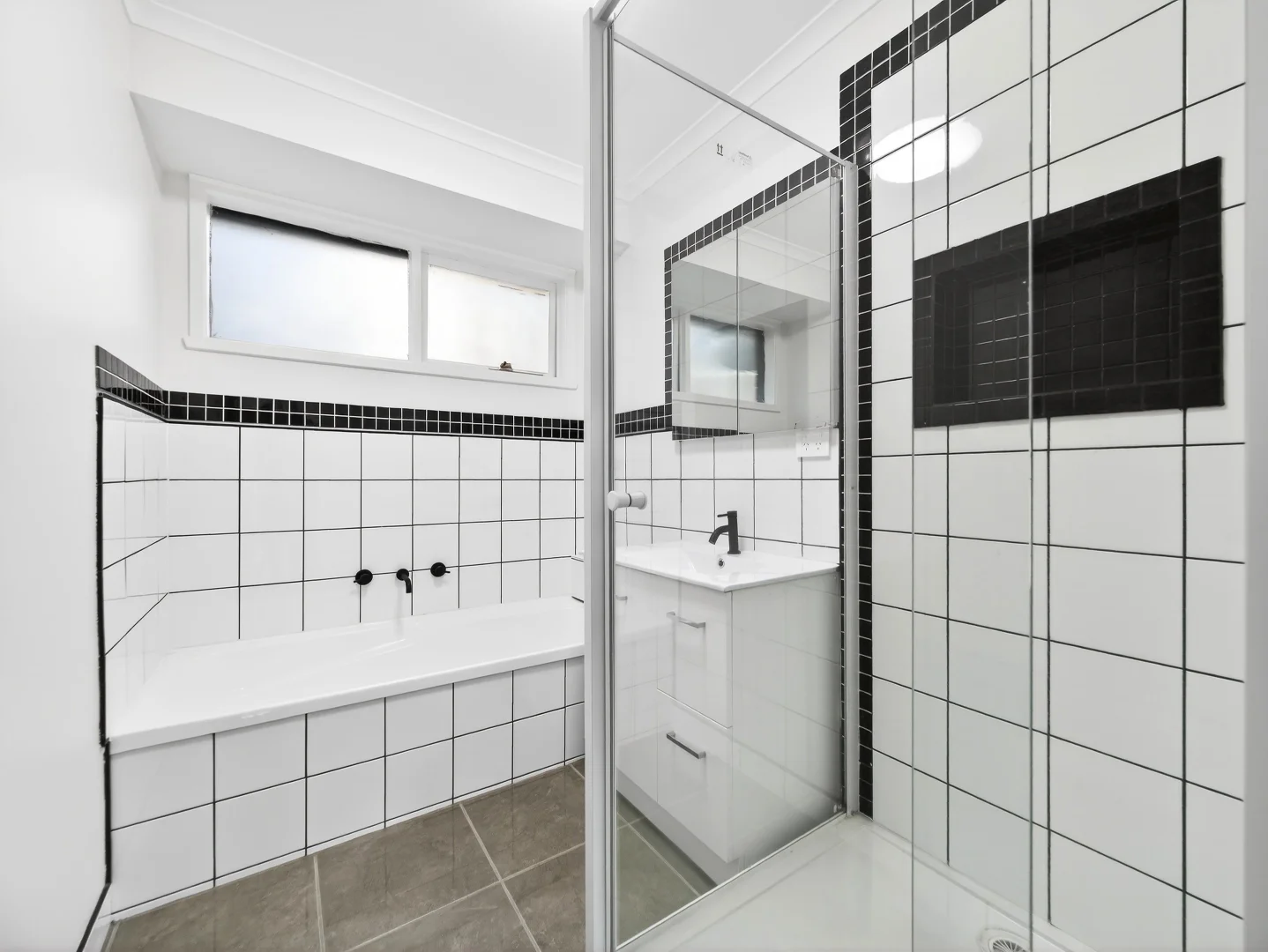Additional image 15 of 2 Bastow Close, Pakenham VIC 3810