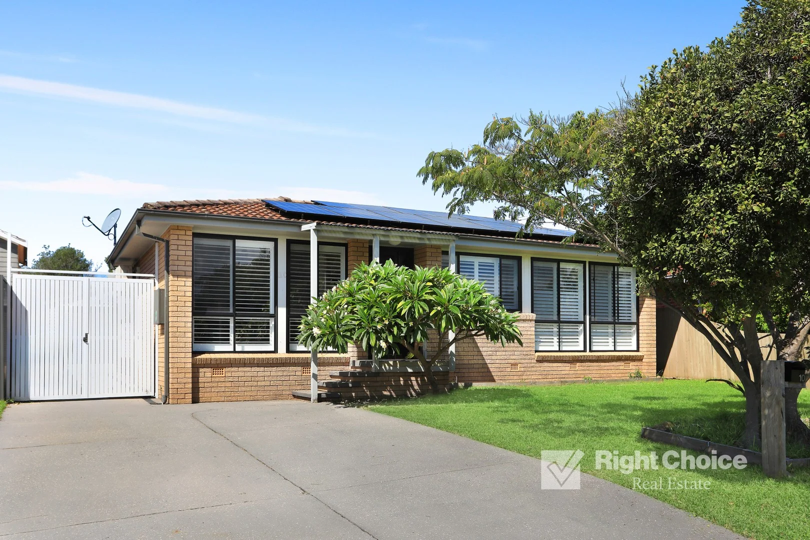 10 Badgery Street, Albion Park NSW 2527