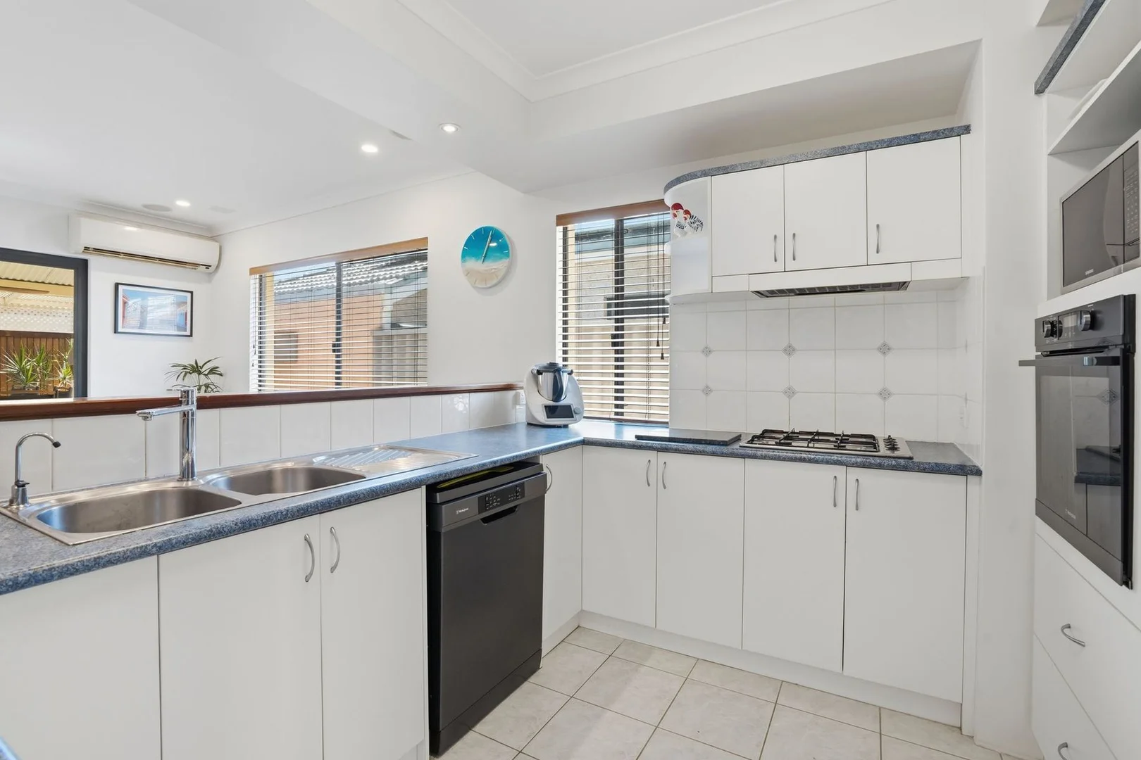 Additional image 3 of 31 Clements Road, Booragoon WA 6154