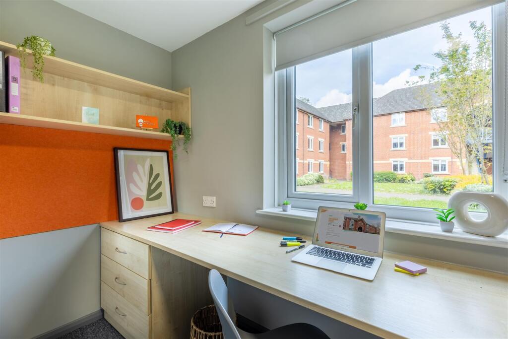 Additional image 22 of Birmingham | Student | September | B5