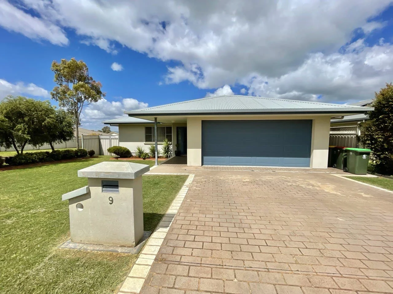 9 Koala Street, Parkes NSW 2870