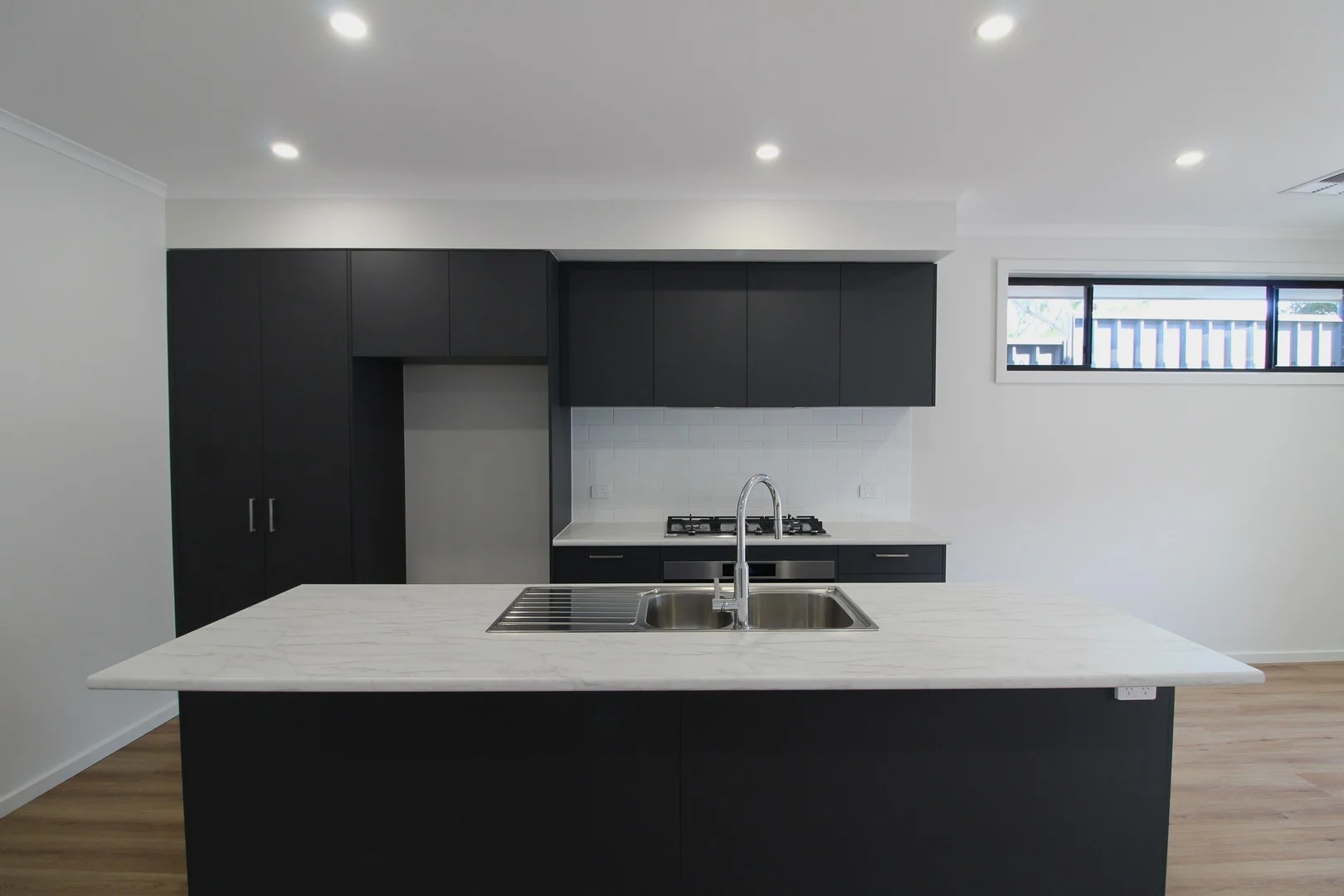9 Deemster Avenue, Christies Beach SA 5165