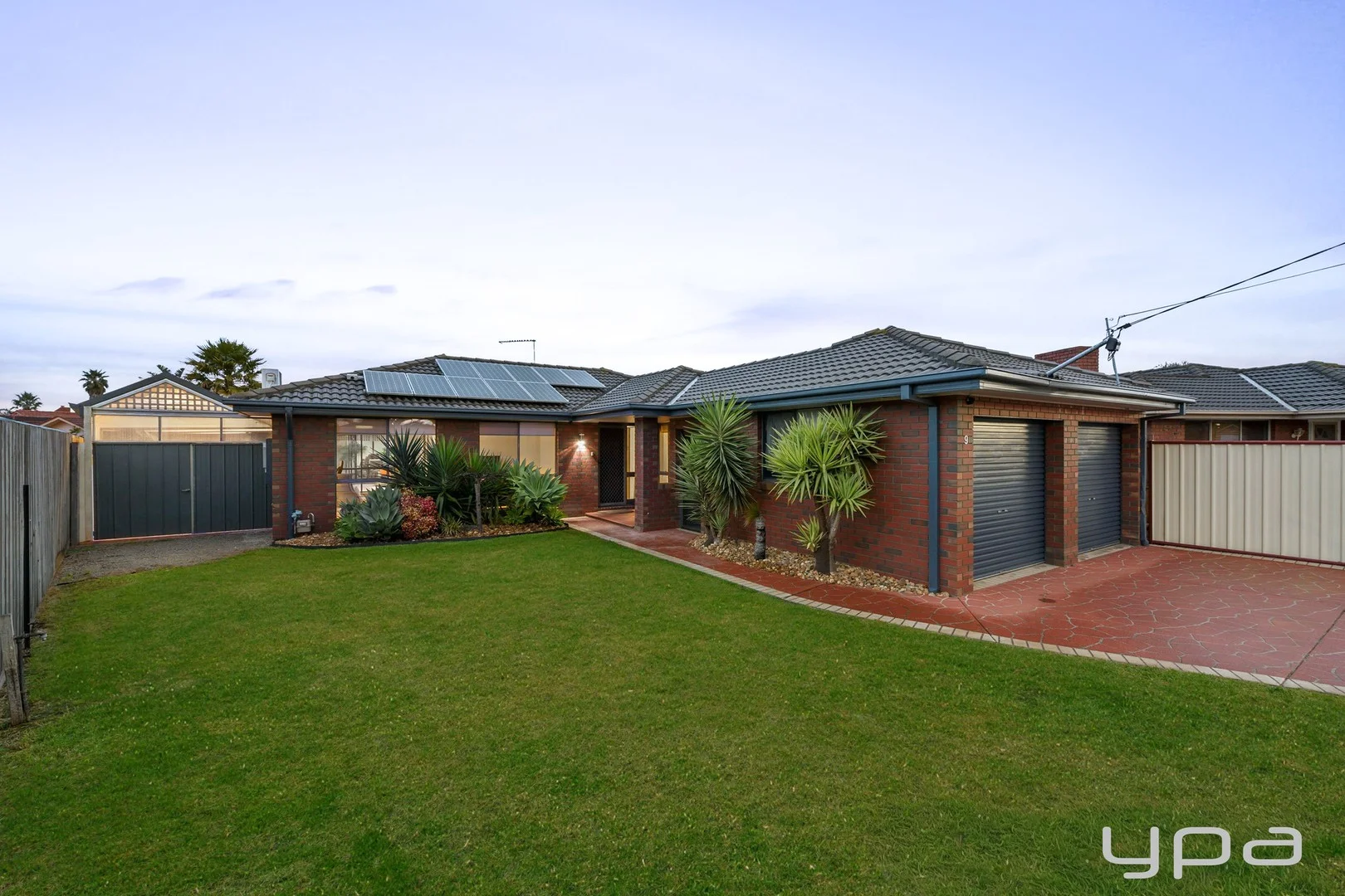 9 Citrus Close, Hoppers Crossing VIC 3029