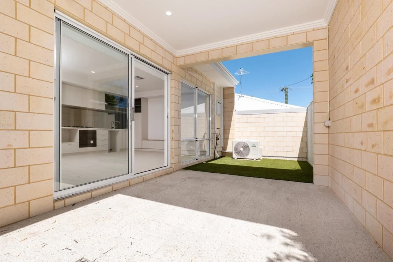 Additional image 5 of 2/6 Ashbourne Way, Hamilton Hill WA 6163