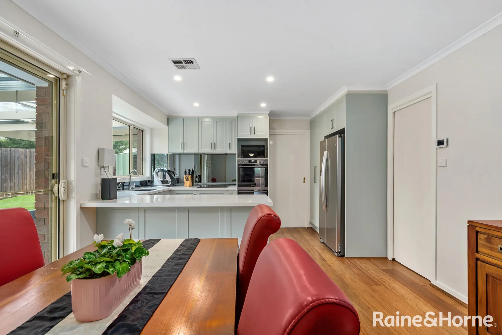Additional image 10 of 34 The Boulevard, Gisborne VIC 3437