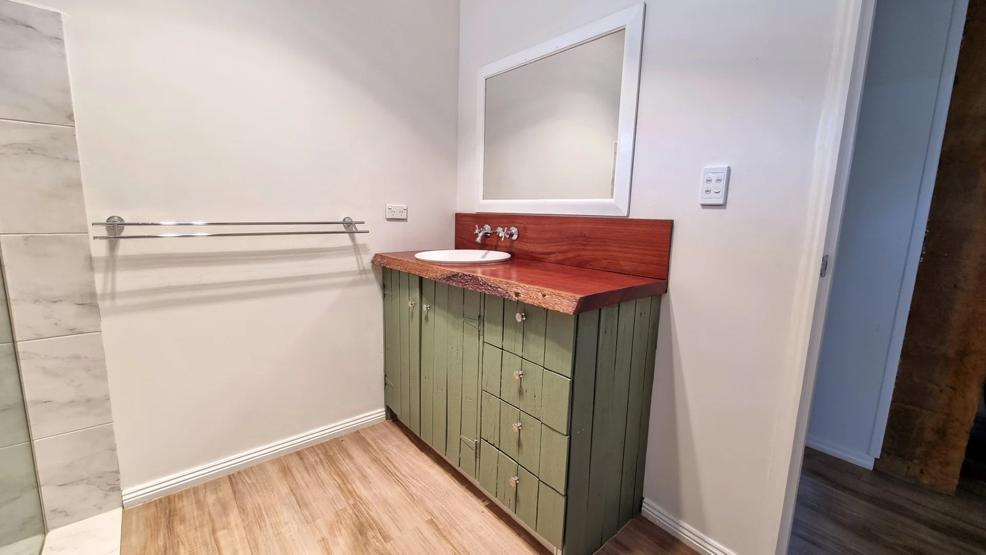 Additional image 4 of 408 Sinclairs Lane, Walmer VIC 3463