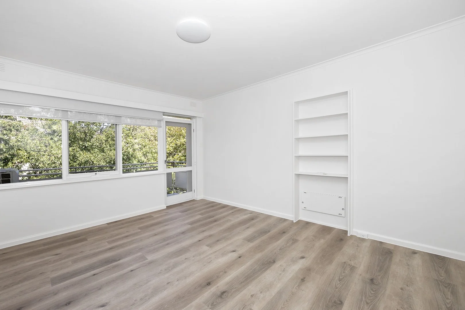 11/17 Tiuna Grove, Elwood VIC 3184