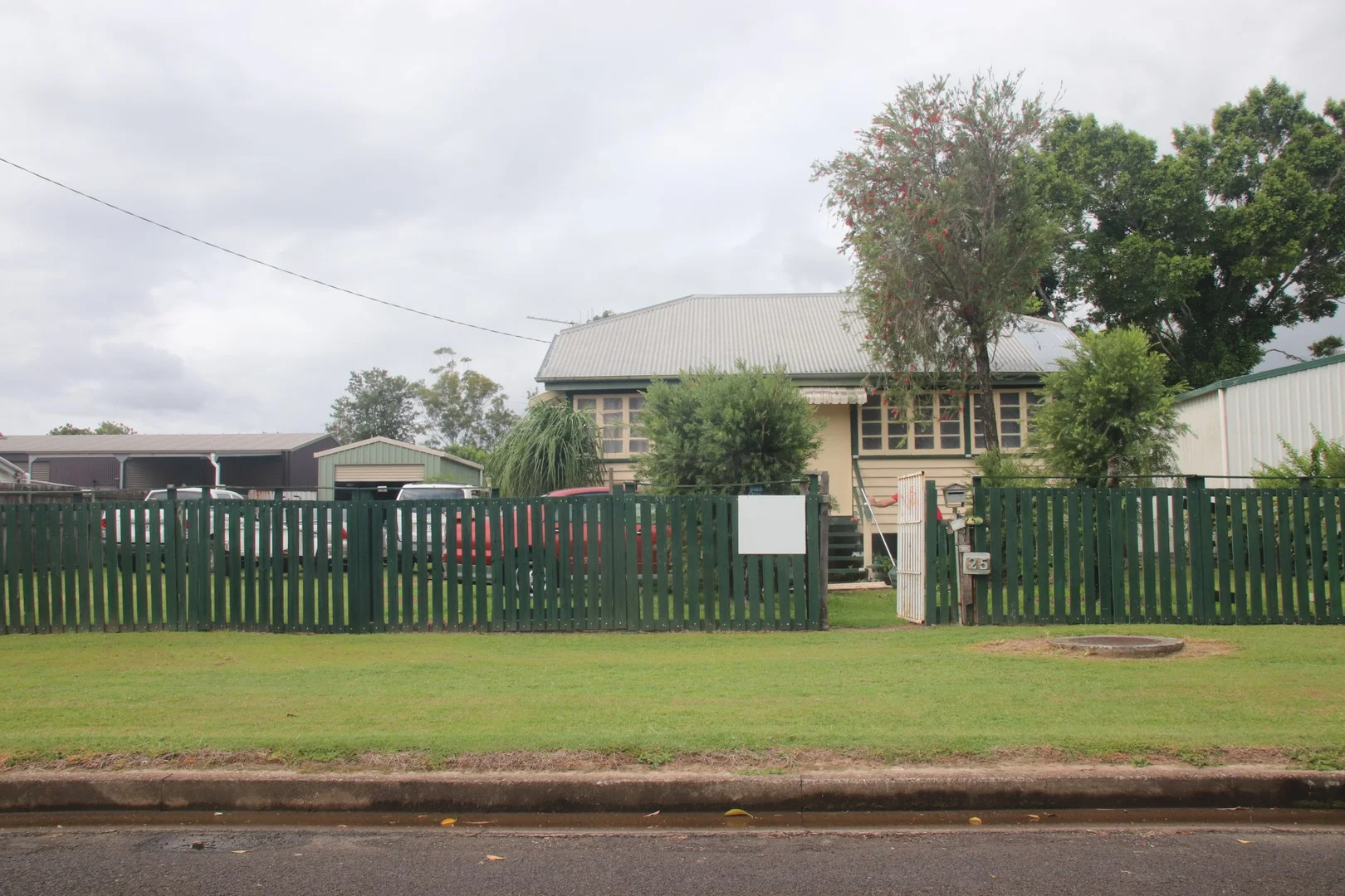25 Carlisle Street, Maryborough QLD 4650