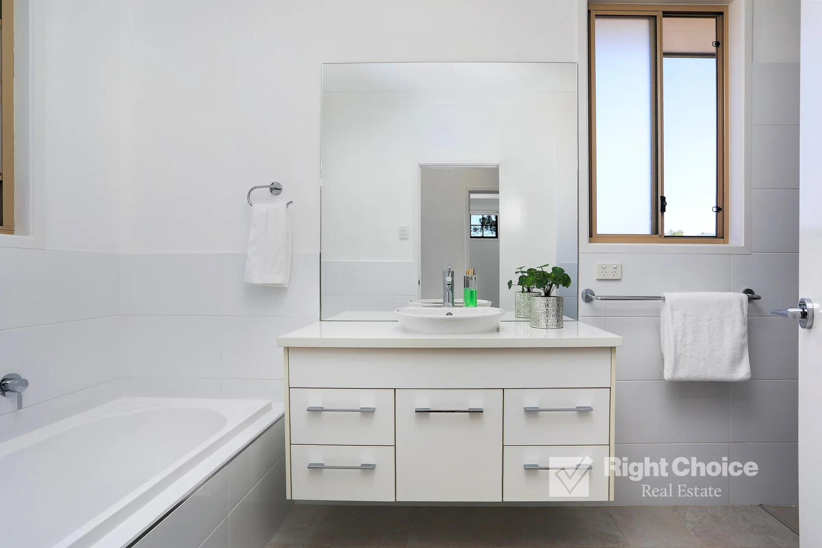 Additional image 7 of 1/21 Calderwood Road, Albion Park NSW 2527